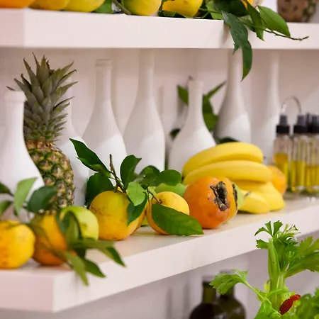 Panorama Palace מלון