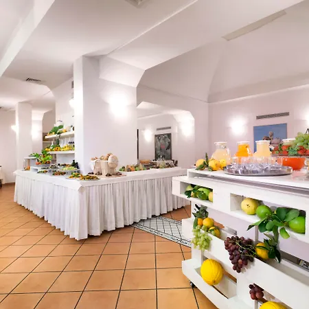 Panorama Palace ホテル 4*