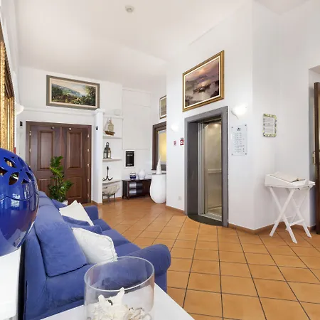 מלון Panorama Palace מטה