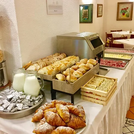 Panorama Palace מלון 4*