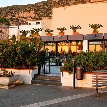 Panorama Palace מטה