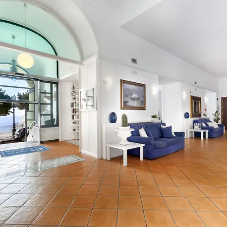 Ξενοδοχείο Panorama Palace Meta