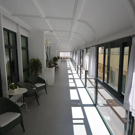 Panorama Palace מטה