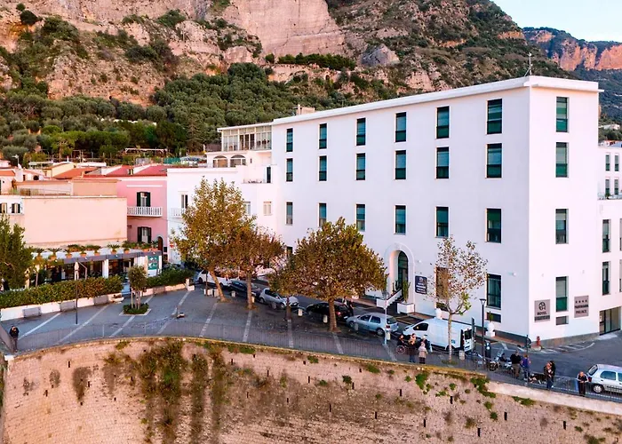 Panorama Palace